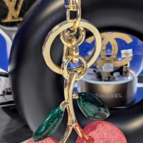Coach Limited Edition Signature- Pink/ Multi Colored Cherry Bag Charm/Keyring - Picture 4 of 5